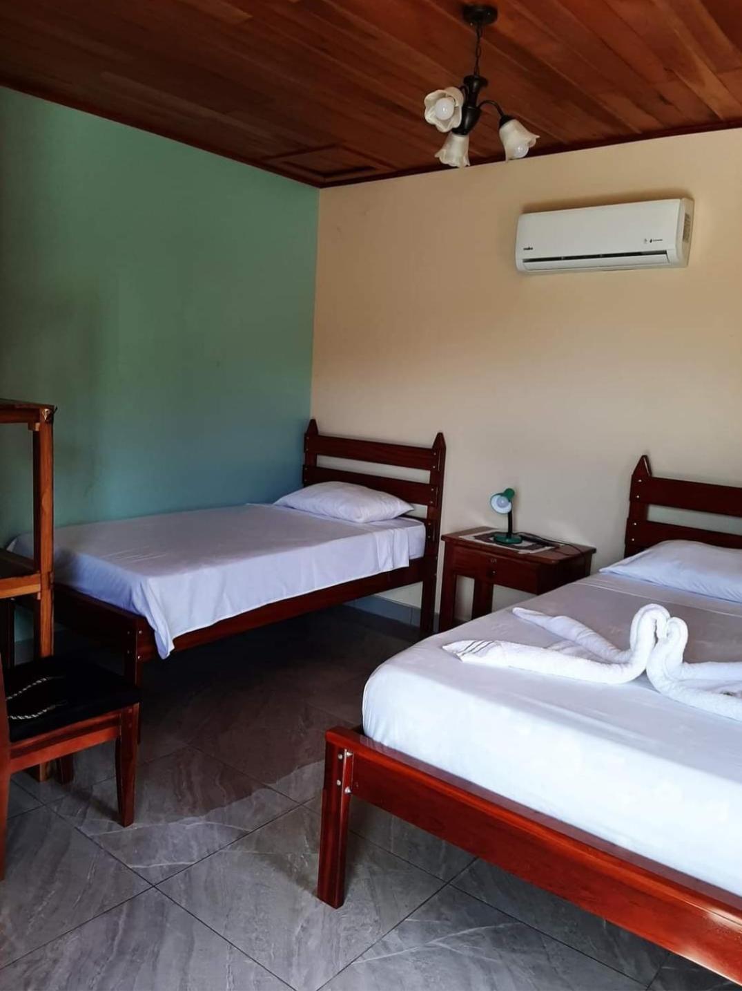 Cabinas El Pilon Rio Celeste Εξωτερικό φωτογραφία