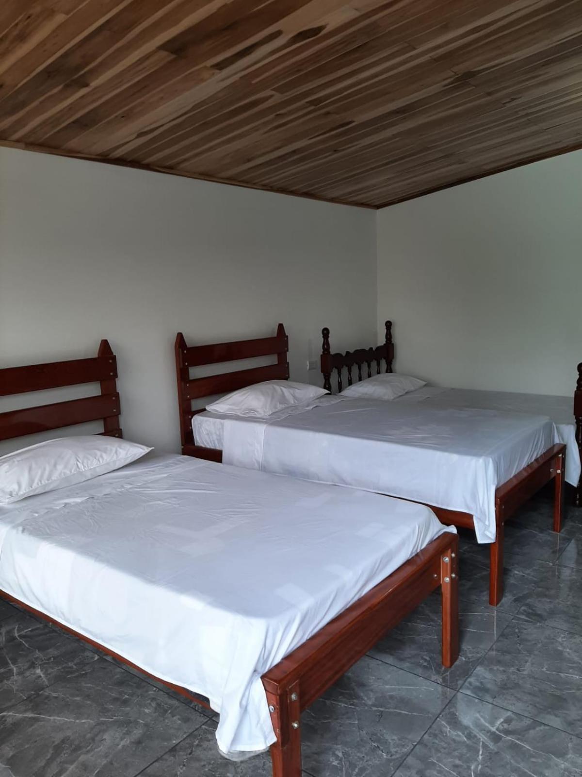 Cabinas El Pilon Rio Celeste Εξωτερικό φωτογραφία